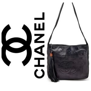 CHANEL Black Leather Shoulder Bag with Tassel